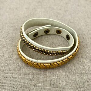 Stella & Dot white Bracelet